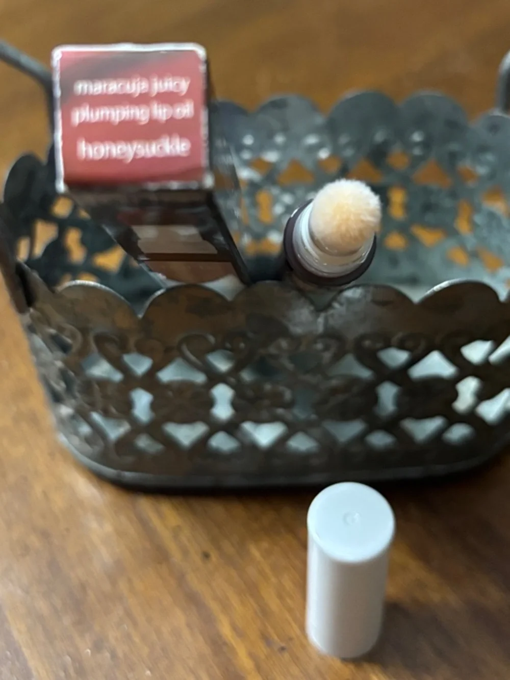 tarte Maracuja Juicy Plumping Lip Oil — Honeysuckle